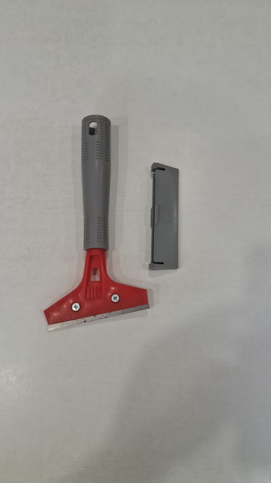 Scrapper With Handle SB